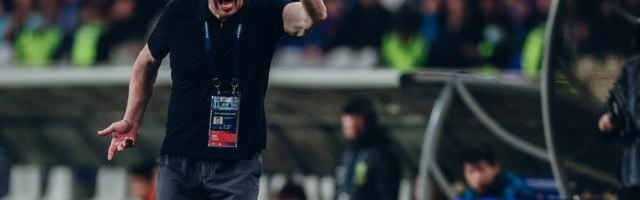 体育视频直播-逆转到被绝平！申花吞下苦果 固执斯卢茨基遭质疑