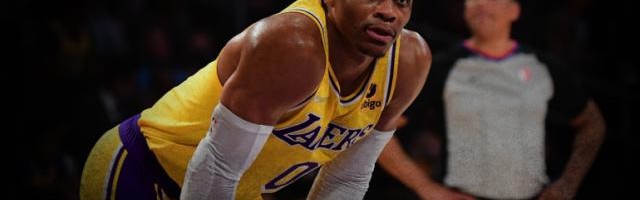 开云体育-盘点新赛季联盟10大X因素 韦少领衔汤神恢复几成？