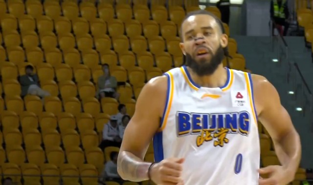 网页版登录入口-北京二老大爆发：38岁麦基高效19+7 方硕18+6三分创赛季新高