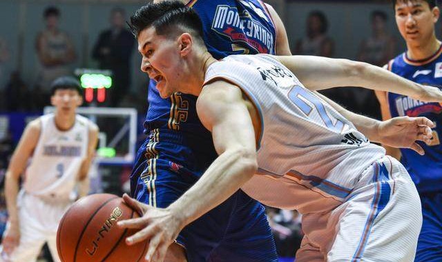 开云体育-阿不都正在重新找回自我 伤愈表现却令人又喜又忧