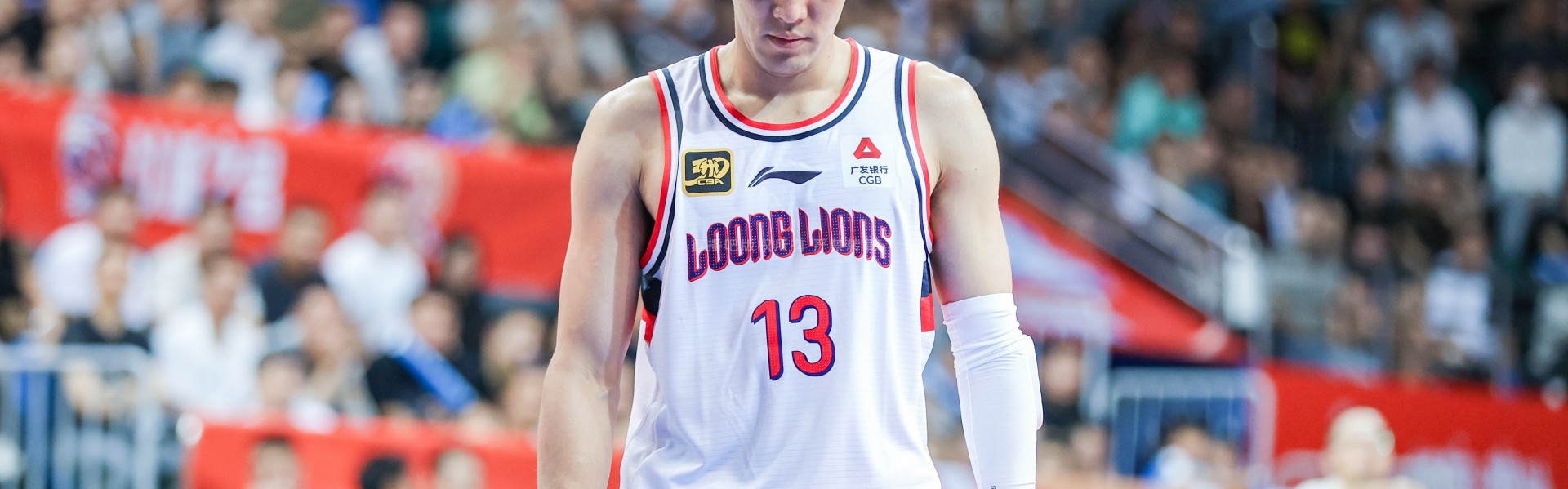 kaiyun 官网-媒体人：艾伦是重度网民&amp;早已知悉报道 推测确有其事但细节有出入